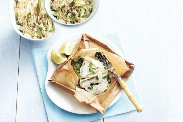 fish packages with lemongrass