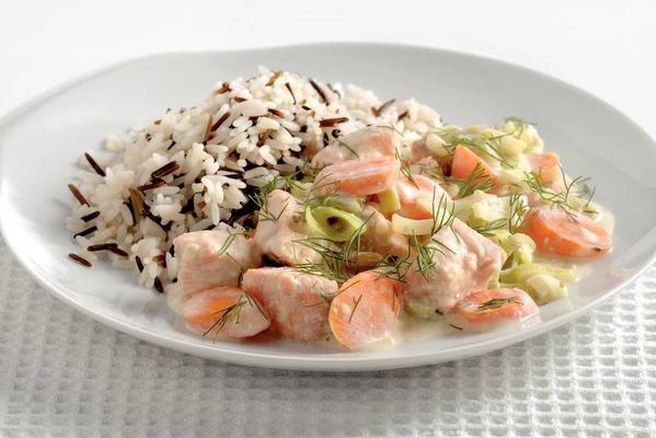 salmon-vegetable stew