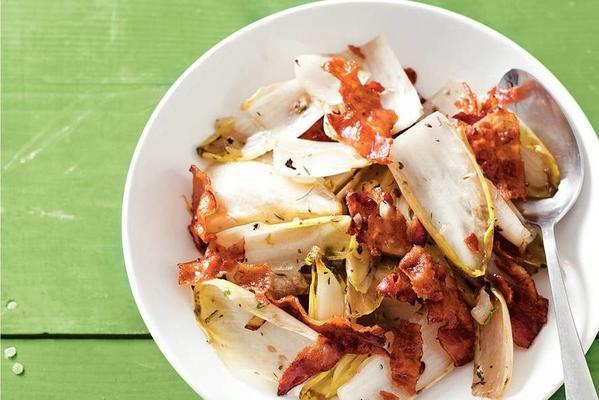 fried chicory with onion and bacon