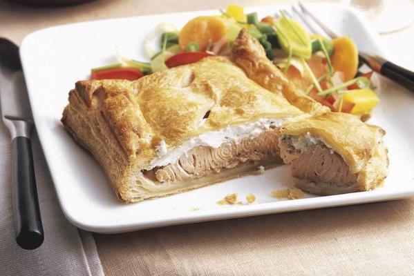 salmon with chive cream cheese in puff pastry