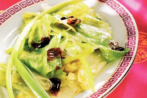 iceberg lettuce with oyster sauce