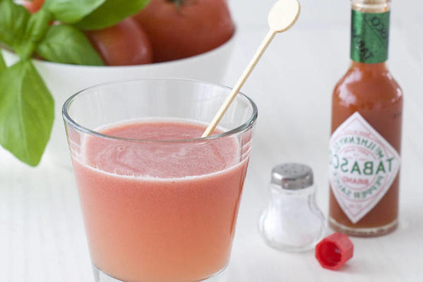 tomato juice with basil