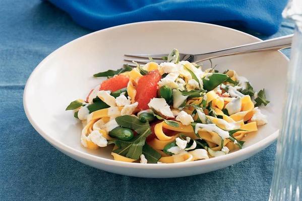 pasta salad with grapefruit and goat cheese
