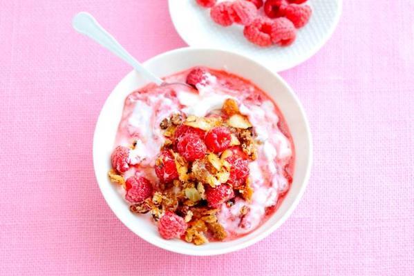 Greek yogurt with raspberries