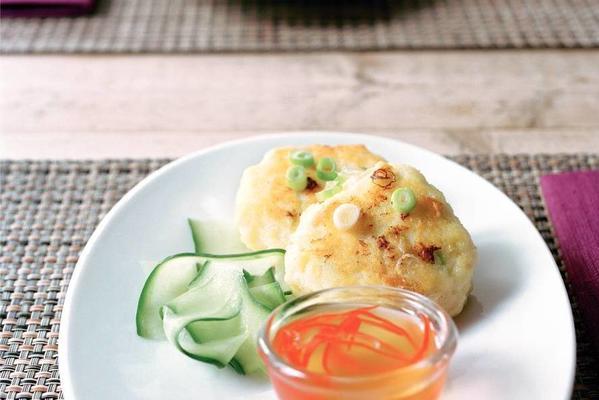 fish cakes with spring onion