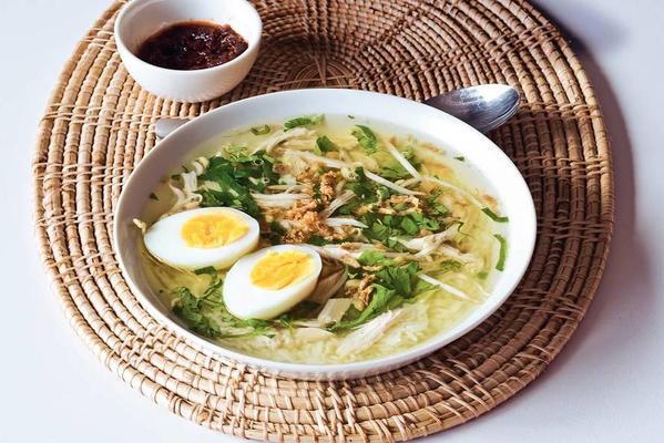 soto ajam (indonesian chicken soup)