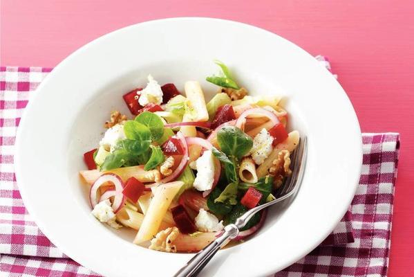 pasta salad with beetroot