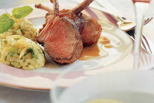 spicy lamb rack with mint risotto and apricot jus