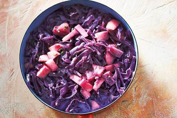 creamy red cabbage