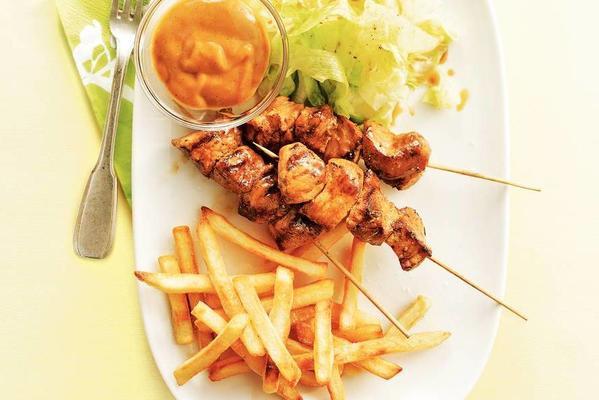 satay with fries