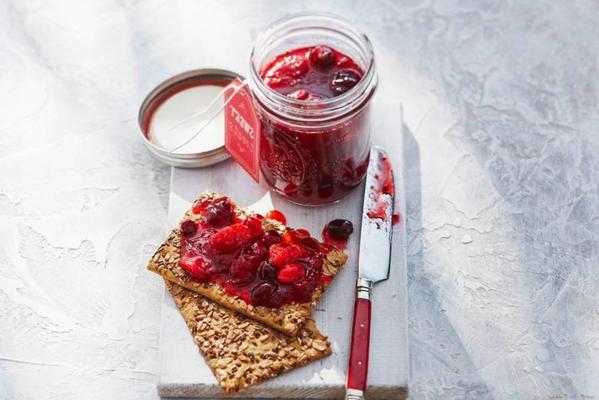 strawberry cranberry jam