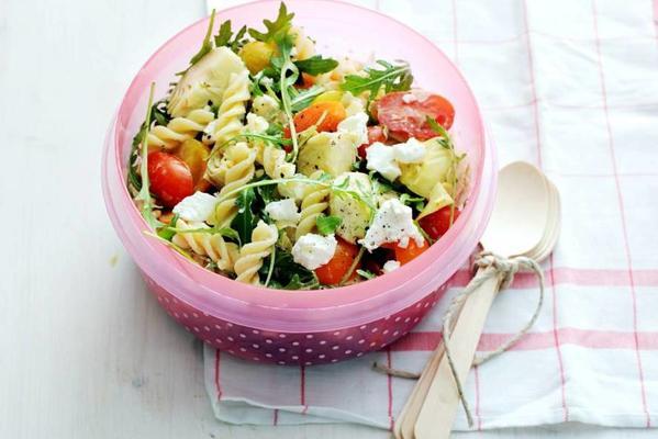 pasta salad with artichoke and goat's cheese