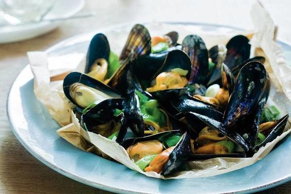 mussels with white beer