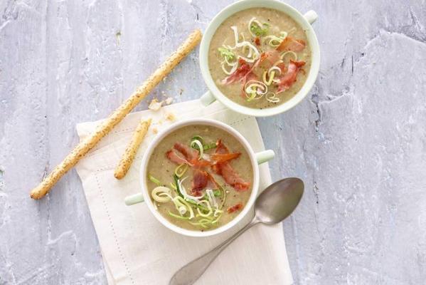 mustard soup with leek and ham
