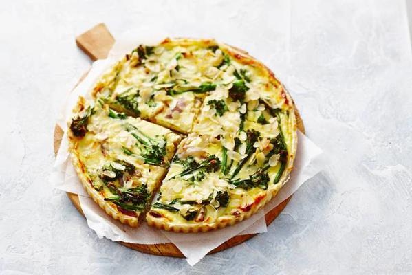 asparagus broccoli quiche with primal cheese