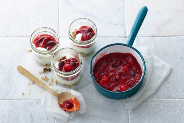rødgrød (cereals and red fruit) with yoghurt