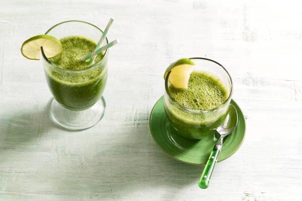 banana-kale-lime smoothie