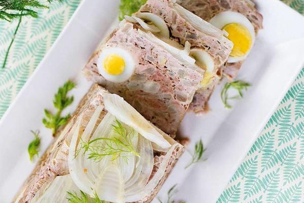 chicken meatloaf with fennel and egg