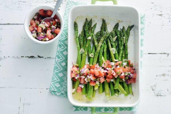 green asparagus with salsa of tomato, onion and capers