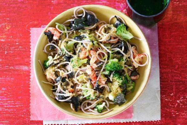 noodle salad with misodressing