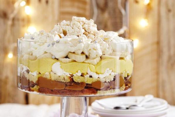 supertrifle with custard, banana cake and caramel