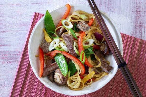 steak tips with noodles