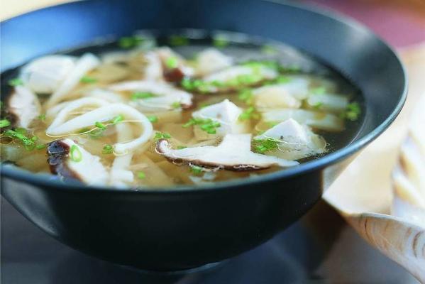onion soup with tofu