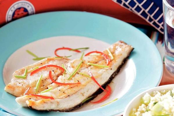 fried sea bass with sweet red pepper