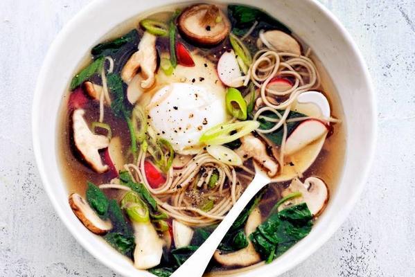 soba noodle soup with mushrooms and egg