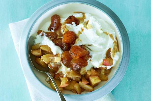 Greek yogurt with apple compote