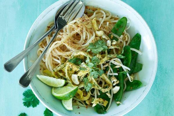 pad thai with snow peas and omelet