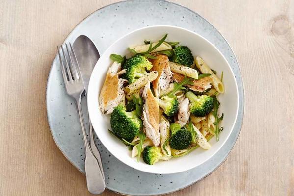 creamy penne with smoked mackerel and broccoli