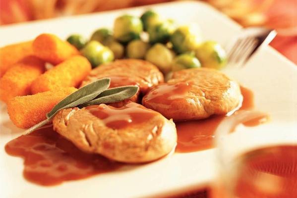 painted pork medallions with port-salad sauce