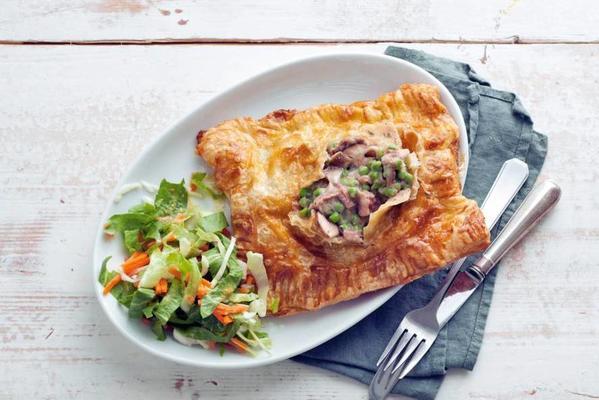 puff pastry package with ragout, mushrooms and peas