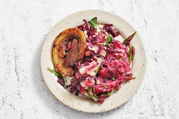 red onion beetroot with bacon