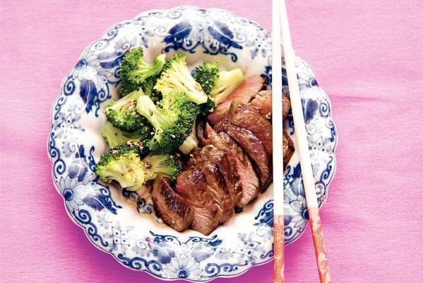 beef teriyaki with sesame broccoli
