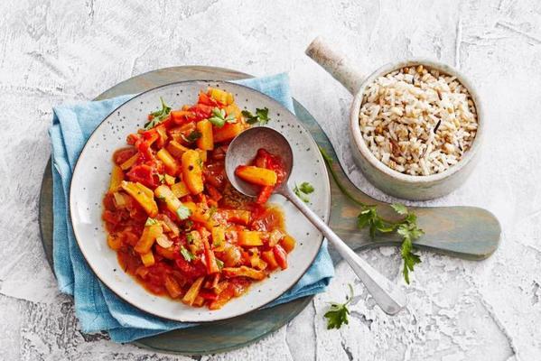 vegetarian swede goulash with rice