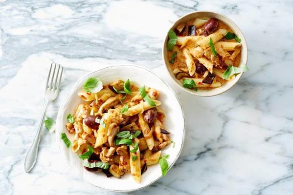 spicy penne with chicken, eggplant and olives