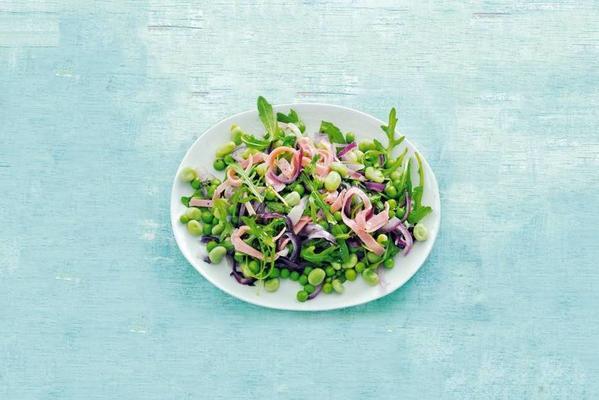 peas and broad beans with sage, onion and ham