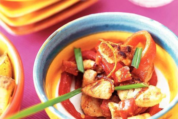 chicken cubes with chorizo ​​and paprika