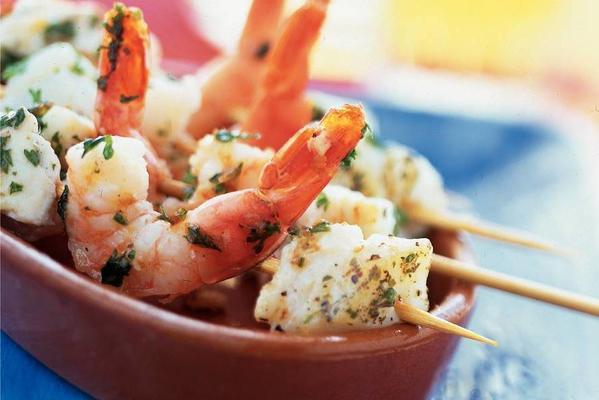 shrimp-fish skewers with parsley