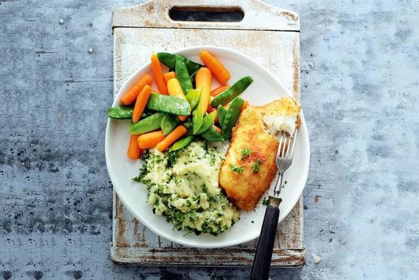 crispy cod fillet with parsley puree