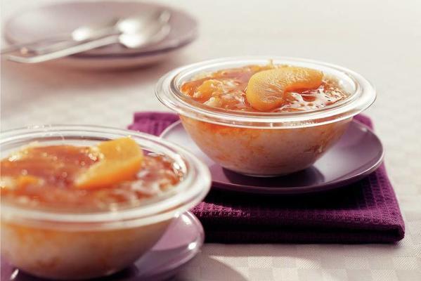 caramelized rice pudding with peach