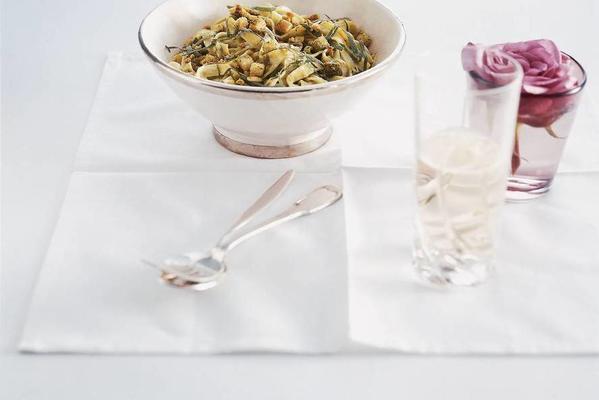 green tagliatelle with blue cheese sauce and croutons