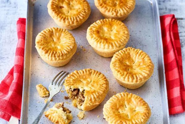 patties filled with pumpkin mince