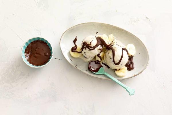 ben and jerry's with banana and chocolate sauce