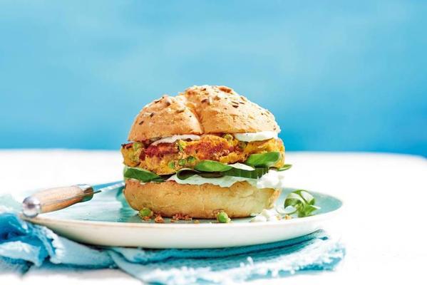 tuna burger of sweet potato and garden peas with curry