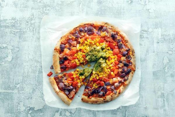 pizza with rainbow of vegetables