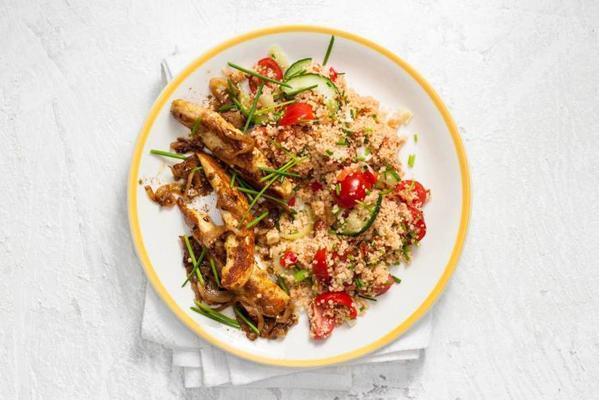 tomato couscous with cucumber and spicy chicken