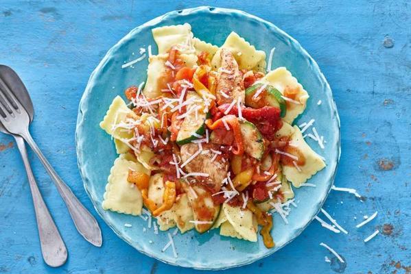 fresh ravioli with chicken fillets and tomato sauce